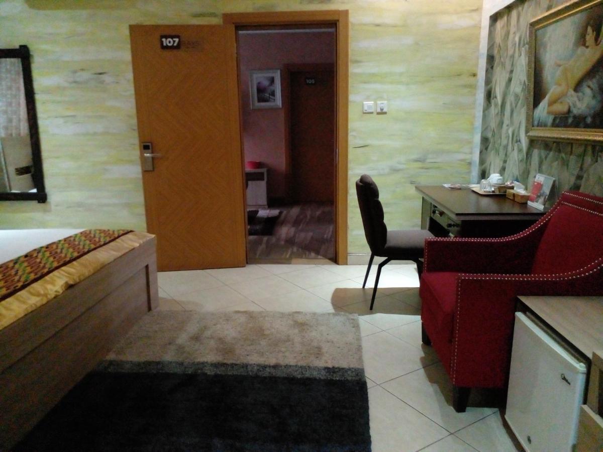 Bays Lodge, Accra Ngoại thất bức ảnh